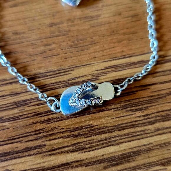 BRIGHTON Crystal Sandal Bracelet... Sweet And Sparkly! - Picture 2 of 7